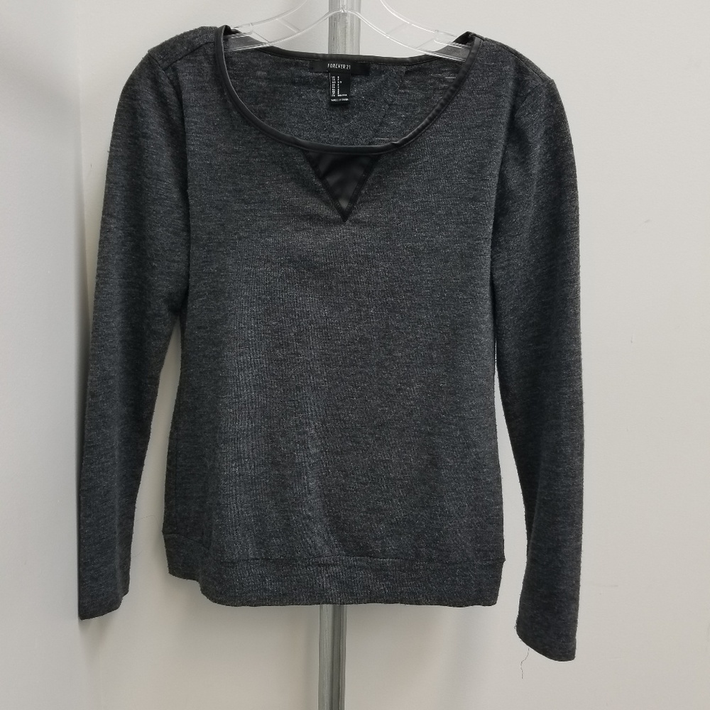 Forever 21 charcoal sweater with open back